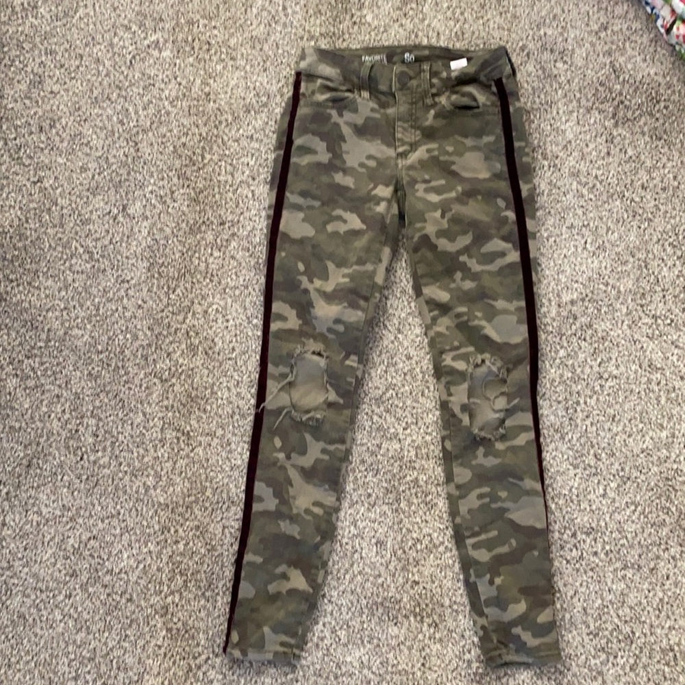 Camo print juniors girl jeggings sz 5